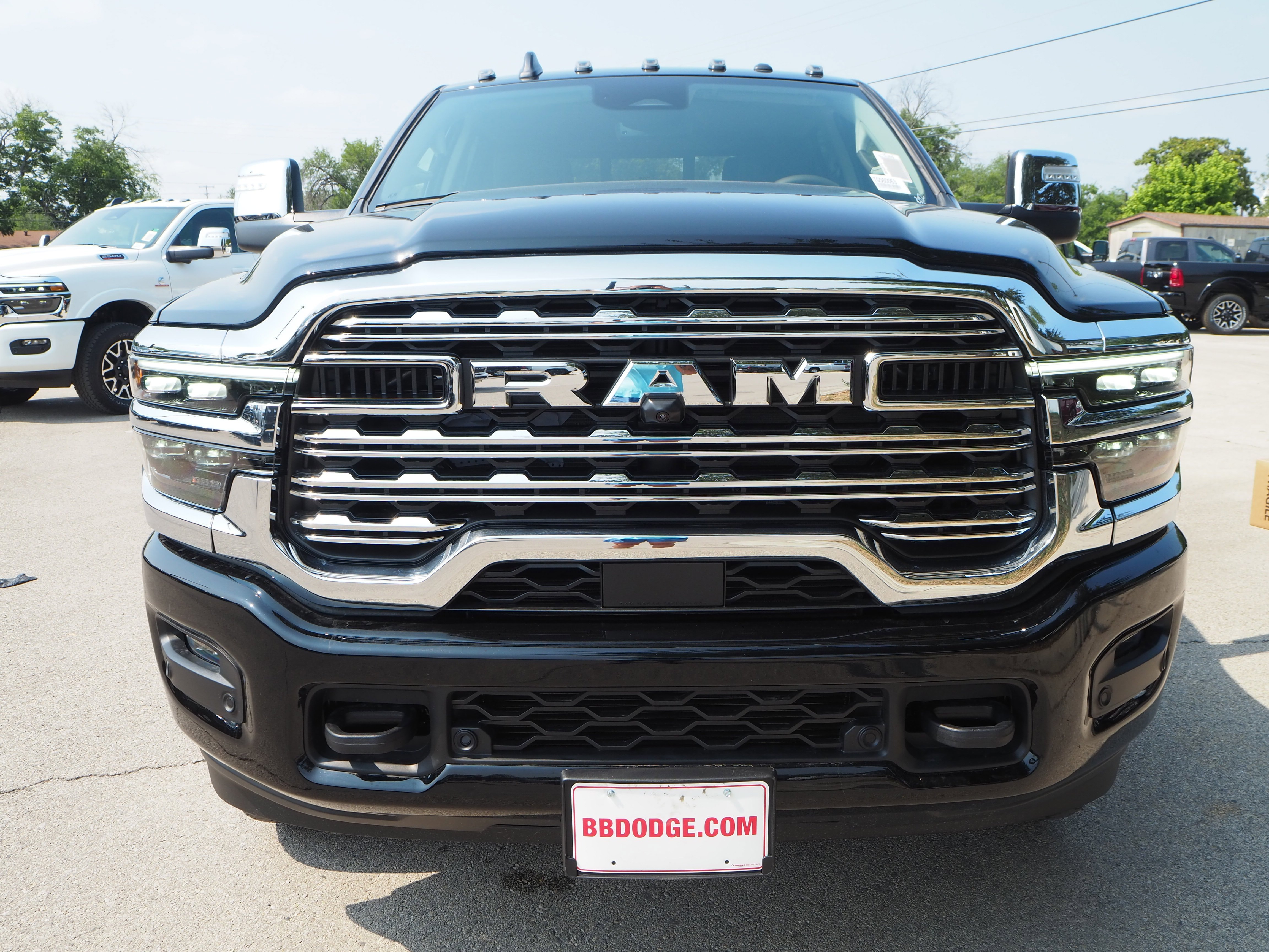 2025 RAM 2500 Limited - Photo 3