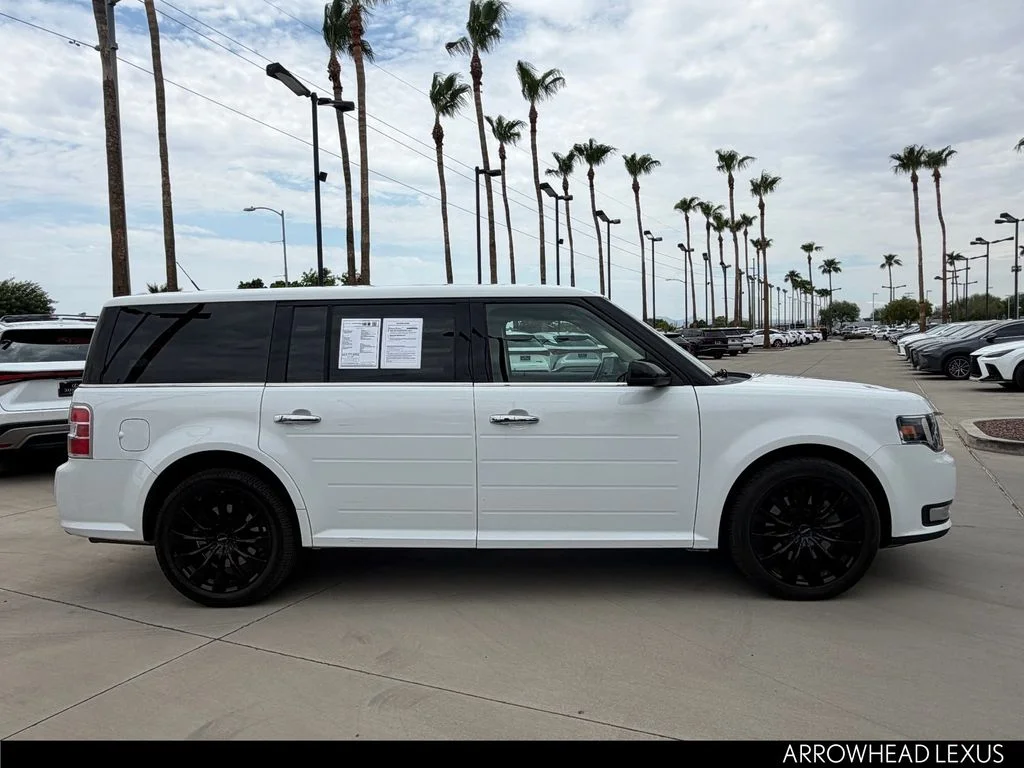 Used 2019 White Ford SEL image 7