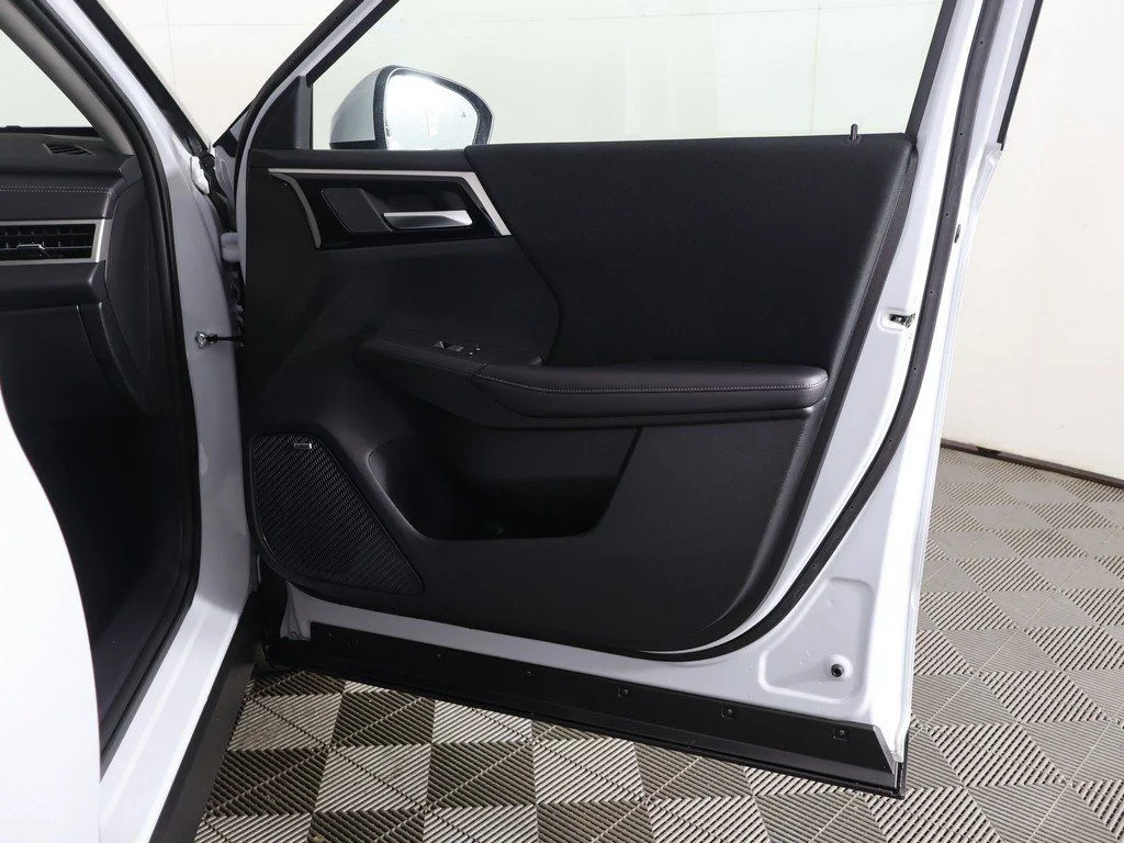 New 2026 White Mitsubishi ES 1.5T S-AWC image 23