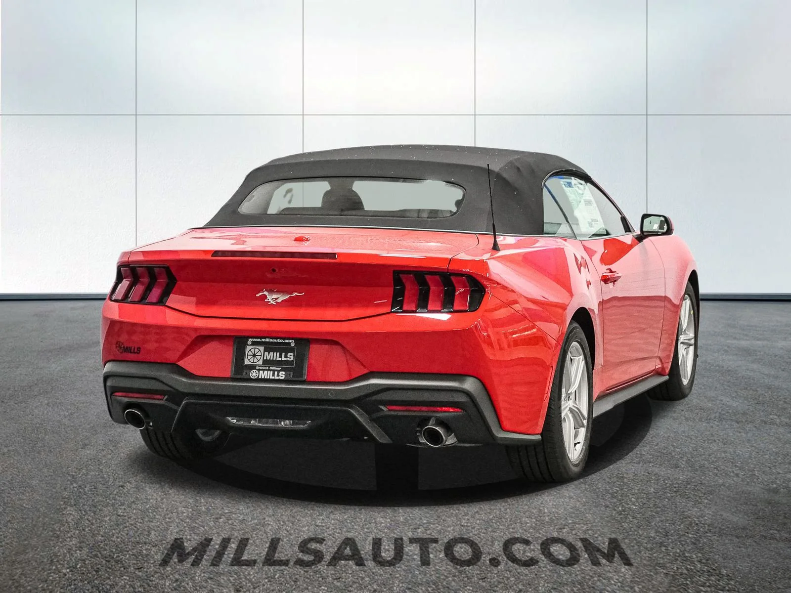 2026 Ford Mustang EcoBoost Premium Convertible - Photo 7
