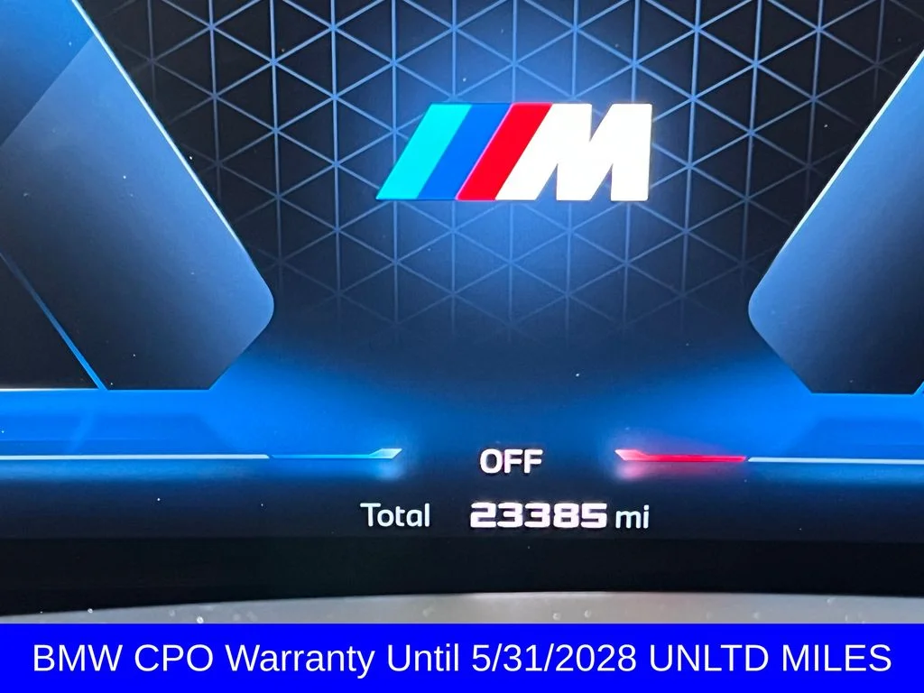 Used 2024 Gray BMW M60i image 2