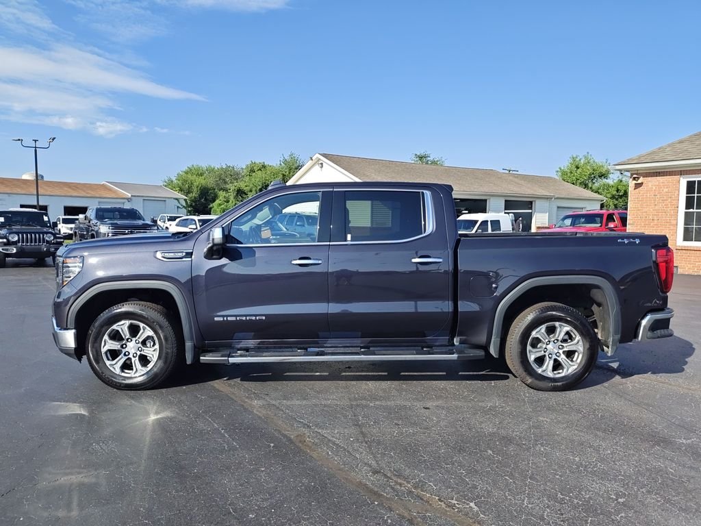 Used 2024 Silver GMC SLT image 2