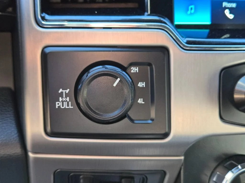 Used 2022 Agate Black Metal Ford XL image 23