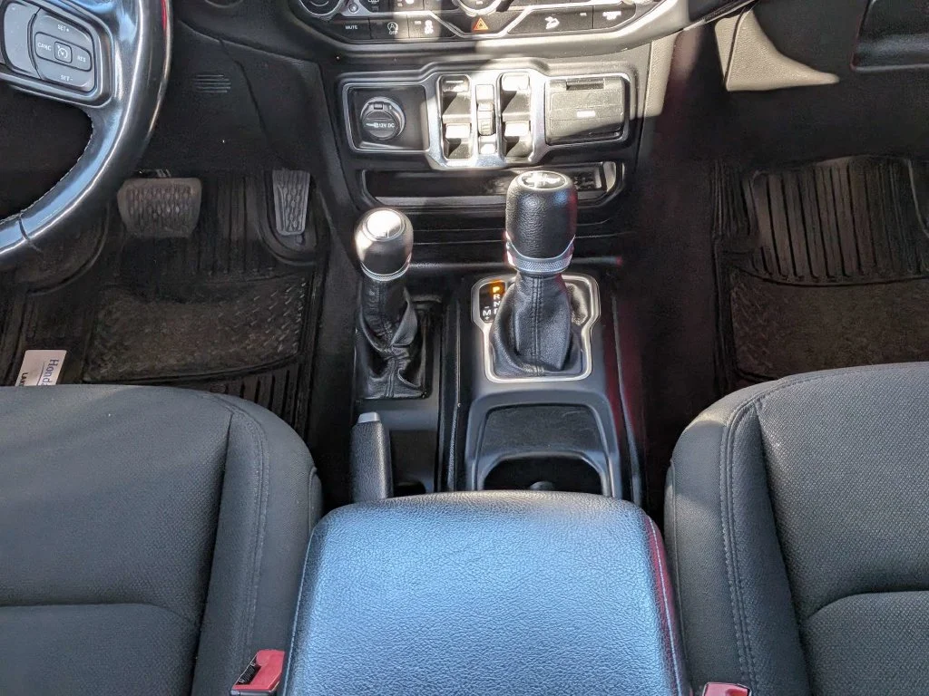 Used 2020 Red Clearcoat Jeep Unlimited Sport image 15