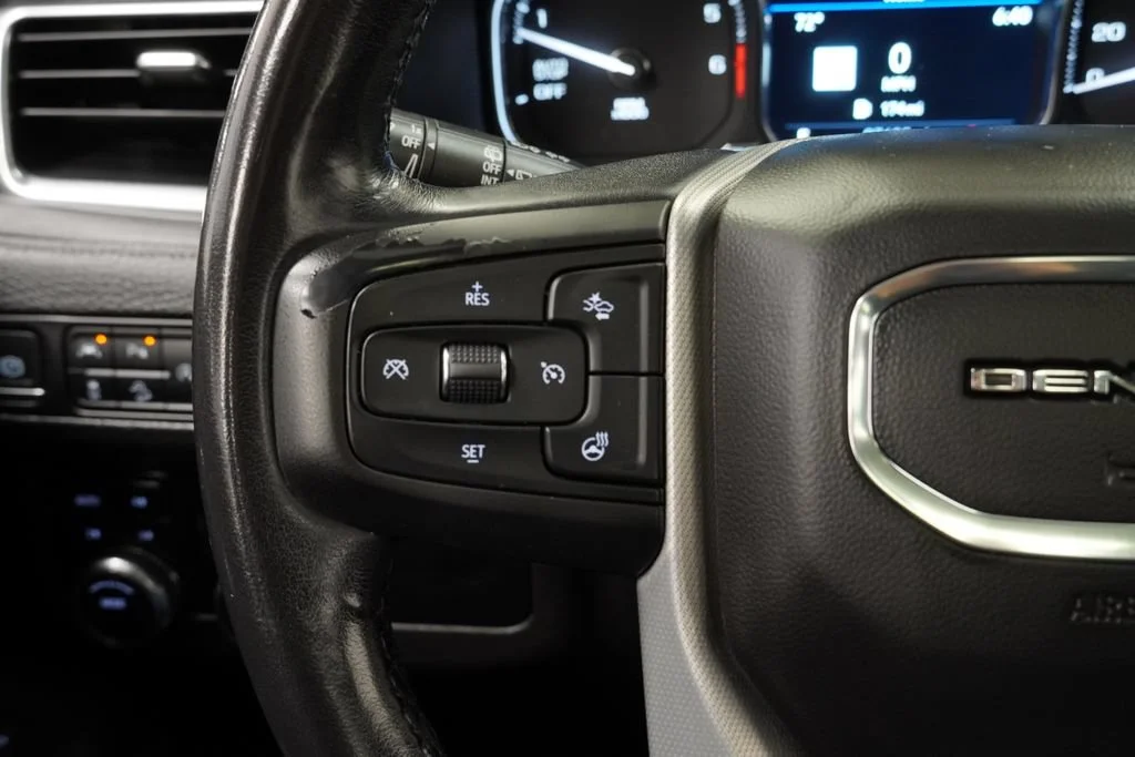 Used 2021 SATIN STEEL METALLIC GMC Denali image 22