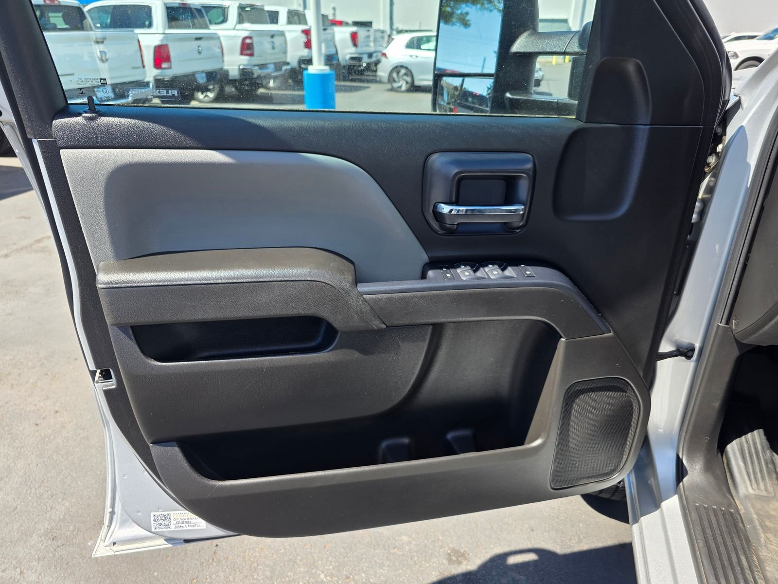 Used 2018 Silver Ice Metallic Chevrolet Work Truck image 10