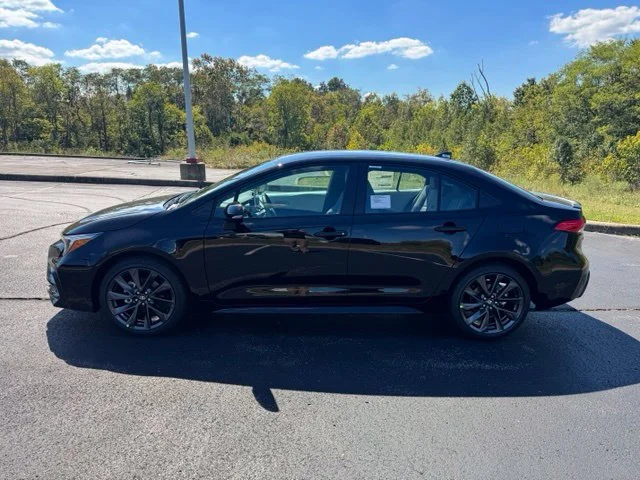New 2027  Toyota SE image 5