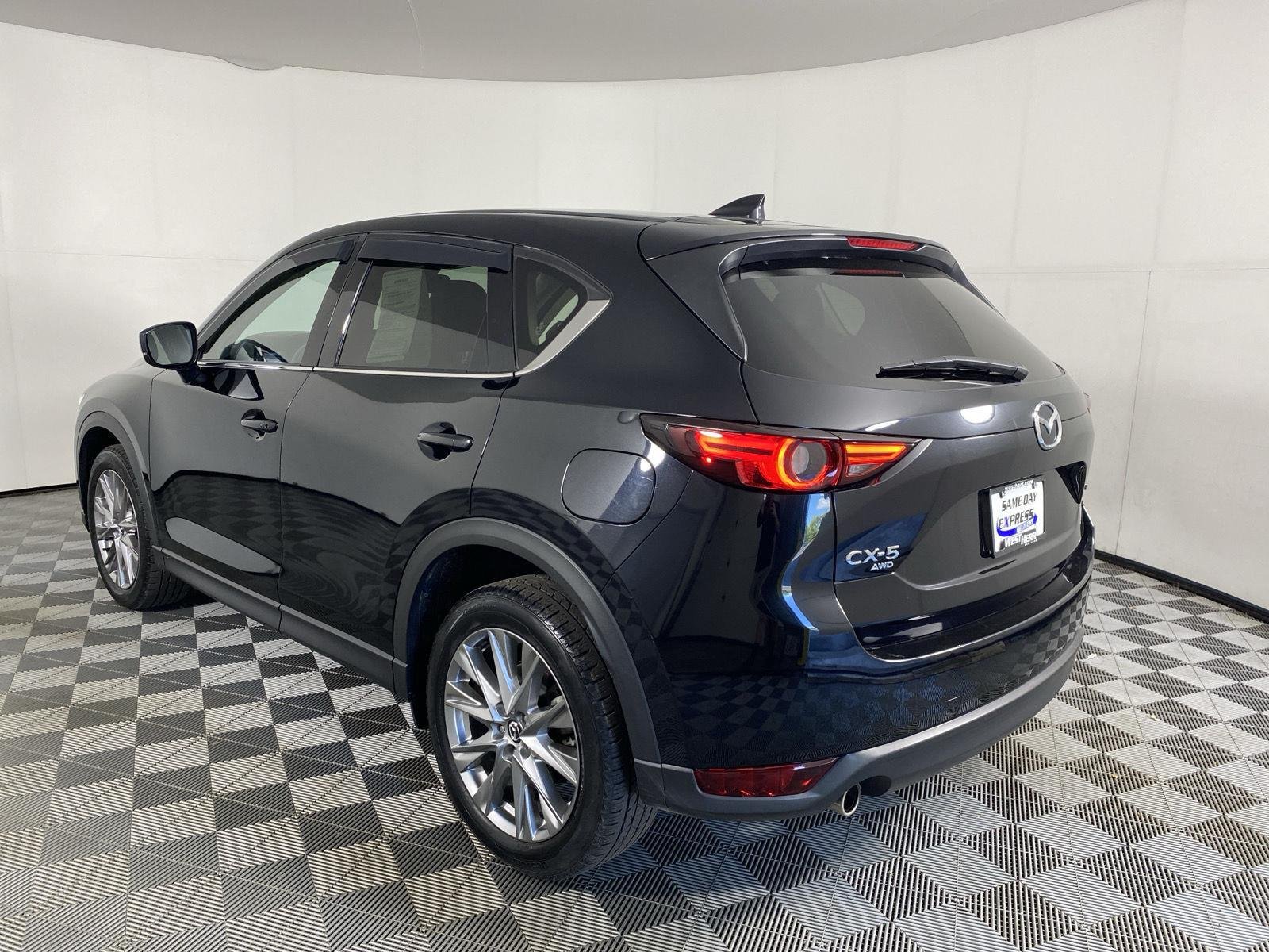 Used 2021 Jet Black Mica Mazda Grand Touring image 14
