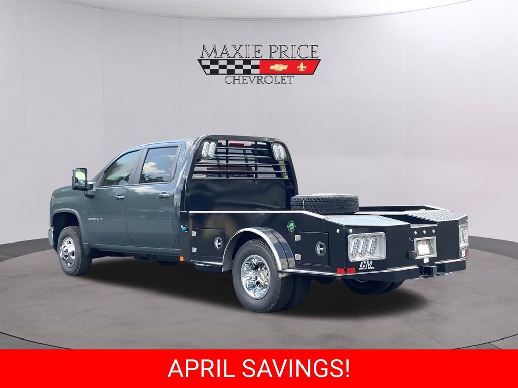 2025 Chevrolet Silverado 3500 HD LT - Photo 6