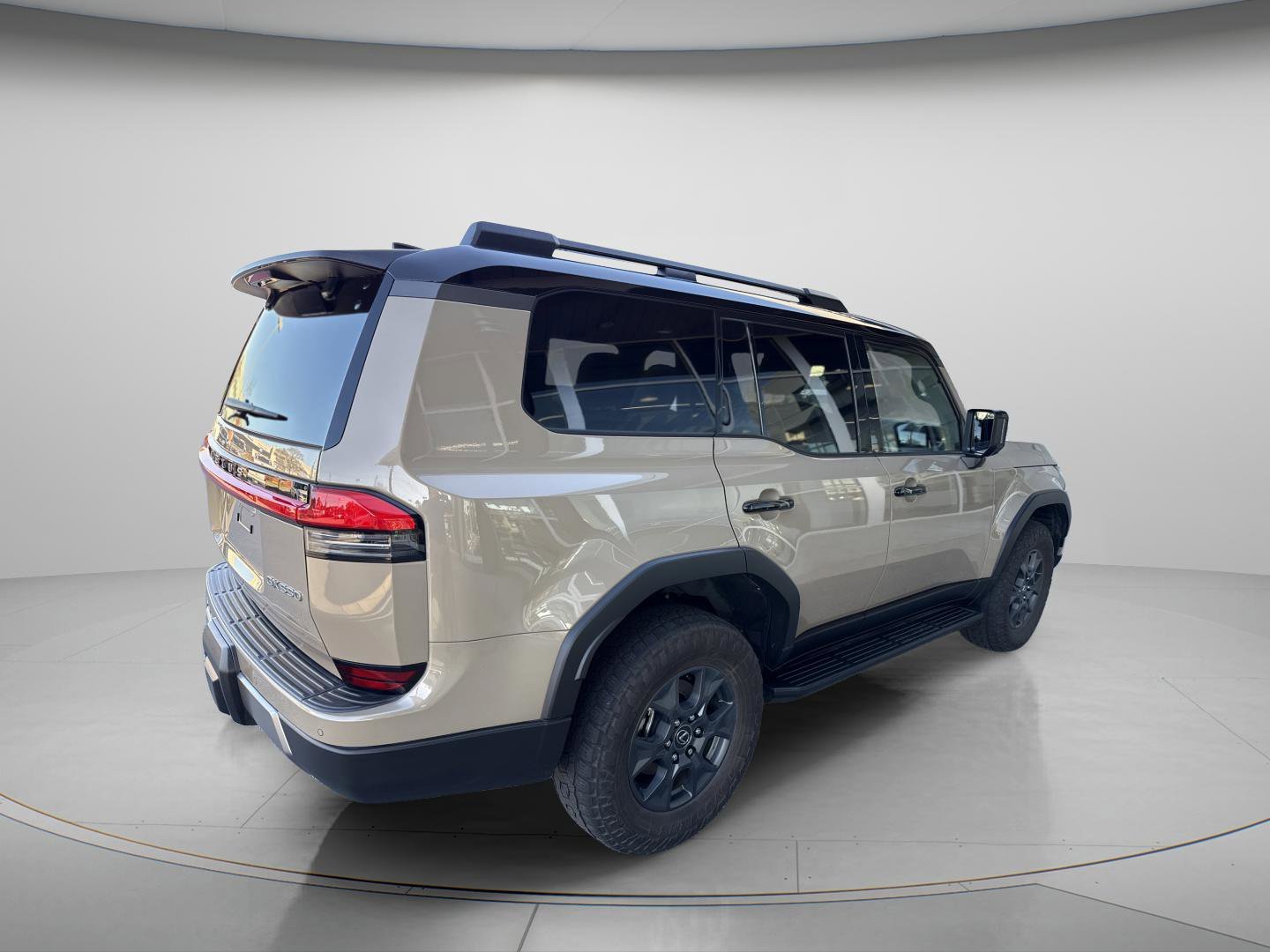 Used 2024 Earth/Black Lexus GX 550 Overtrail image 6