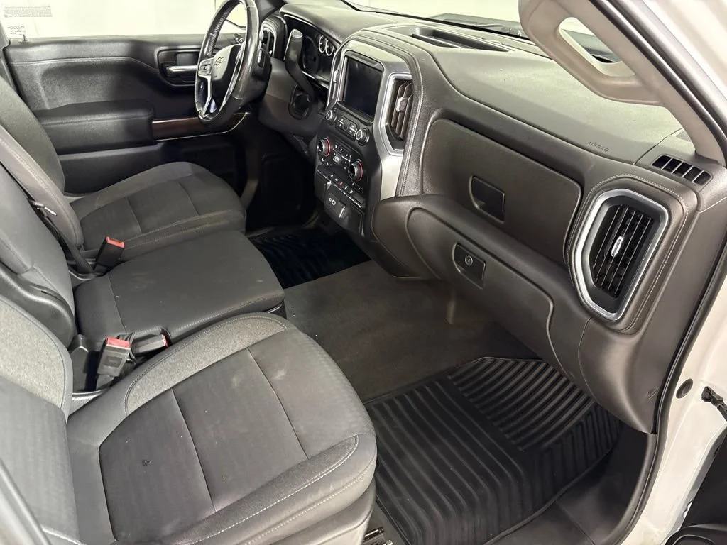 Certified Used 2020 SUMMIT WHITE Chevrolet LT image 20