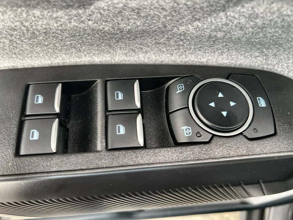 Used 2026 Gray Ford XLT image 15