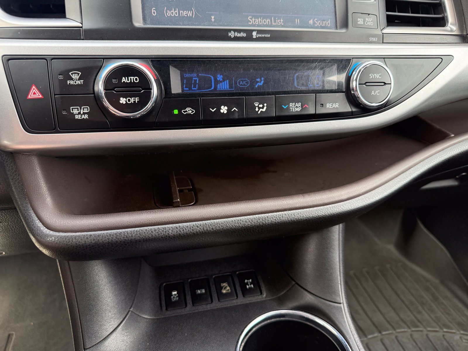 2014 Toyota Highlander XLE - Photo 26