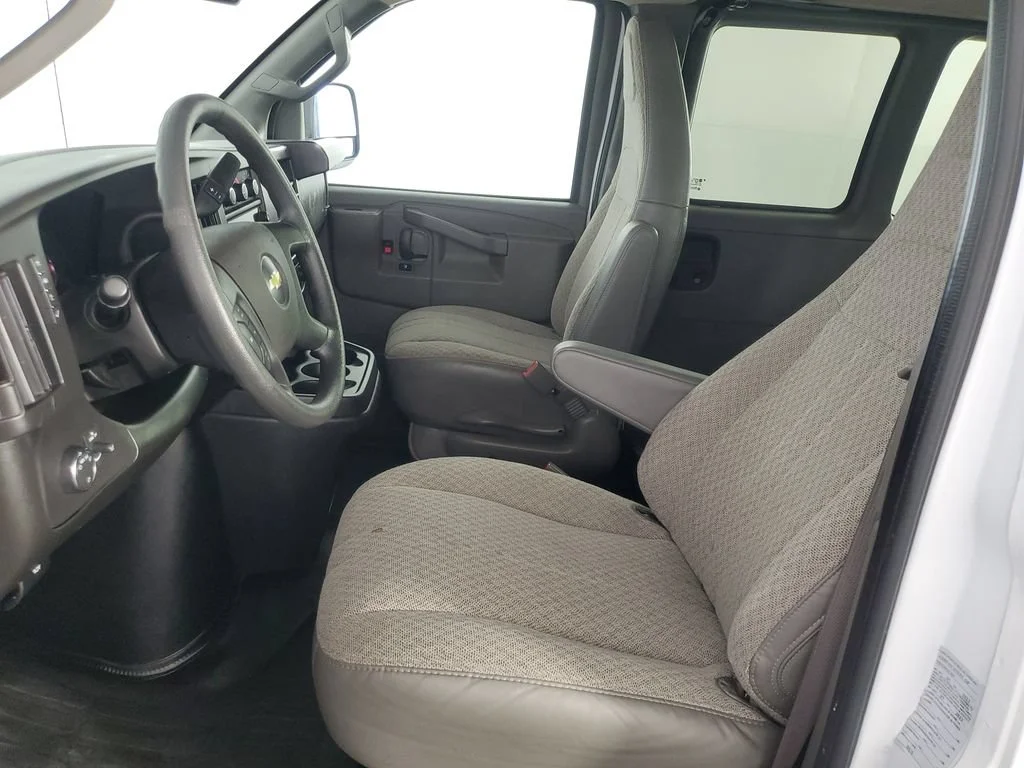 Used 2023 Summit White Chevrolet 1LS image 16