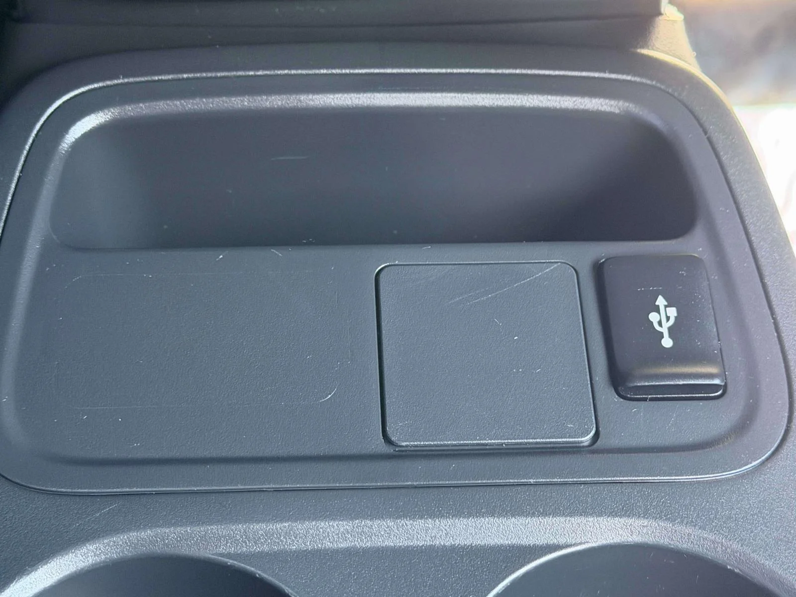 Used 2024 Sapphire Blue Metallic Mitsubishi ES image 21