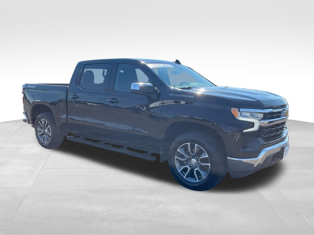 Used 2023 Black Chevrolet LT image 7