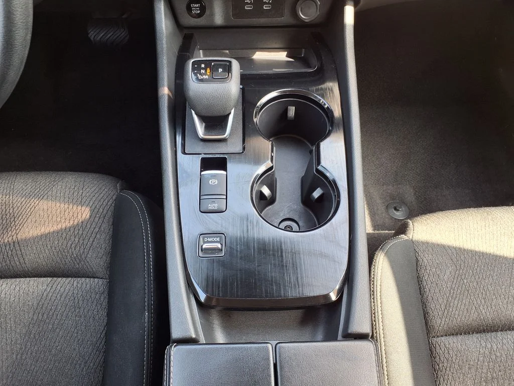 Used 2024 White Nissan SV image 35