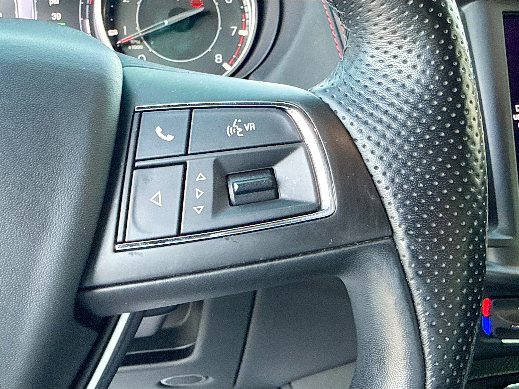Used 2022 Nero Ribelle Metallic Maserati Modena image 39
