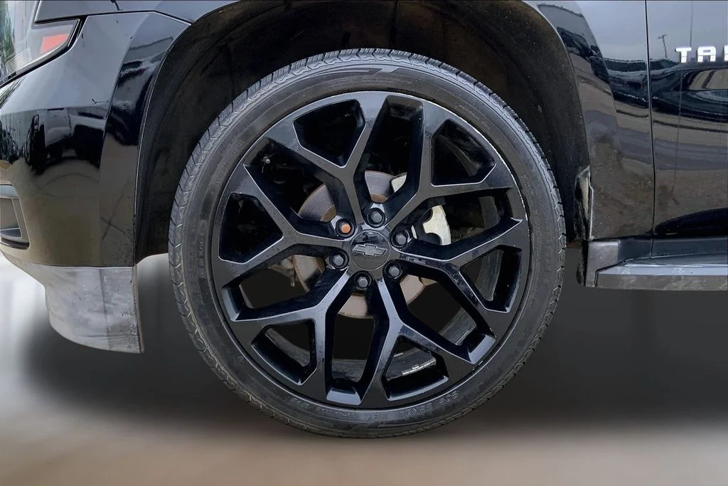 Used 2017 Black Chevrolet LS image 9