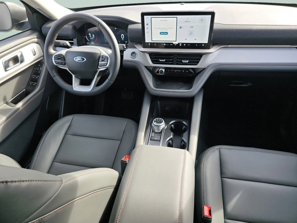 New 2026 Carbonized Gray Ford Active image 33