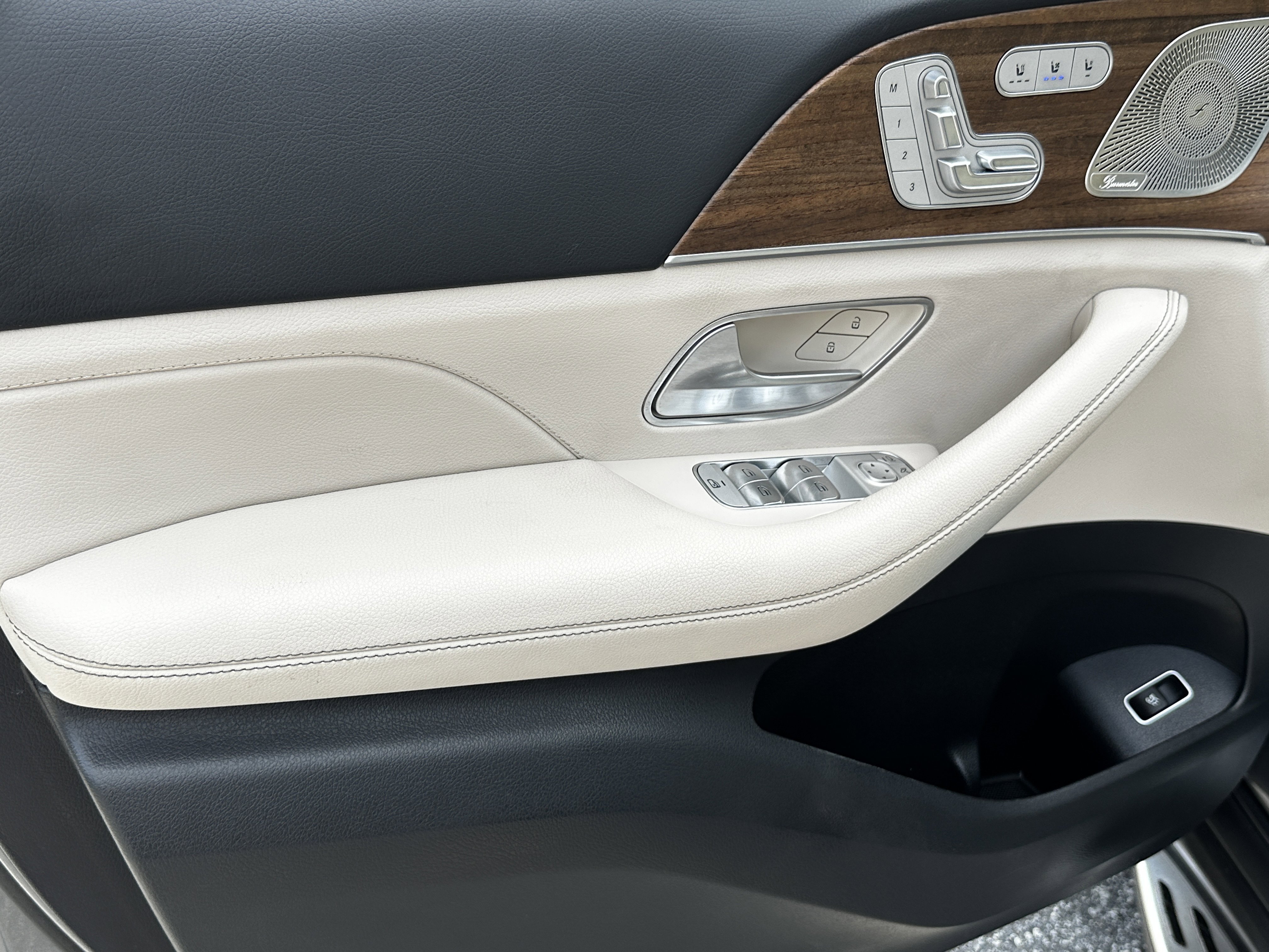 Certified Used 2024 Gray Mercedes-Benz GLS 450 image 11