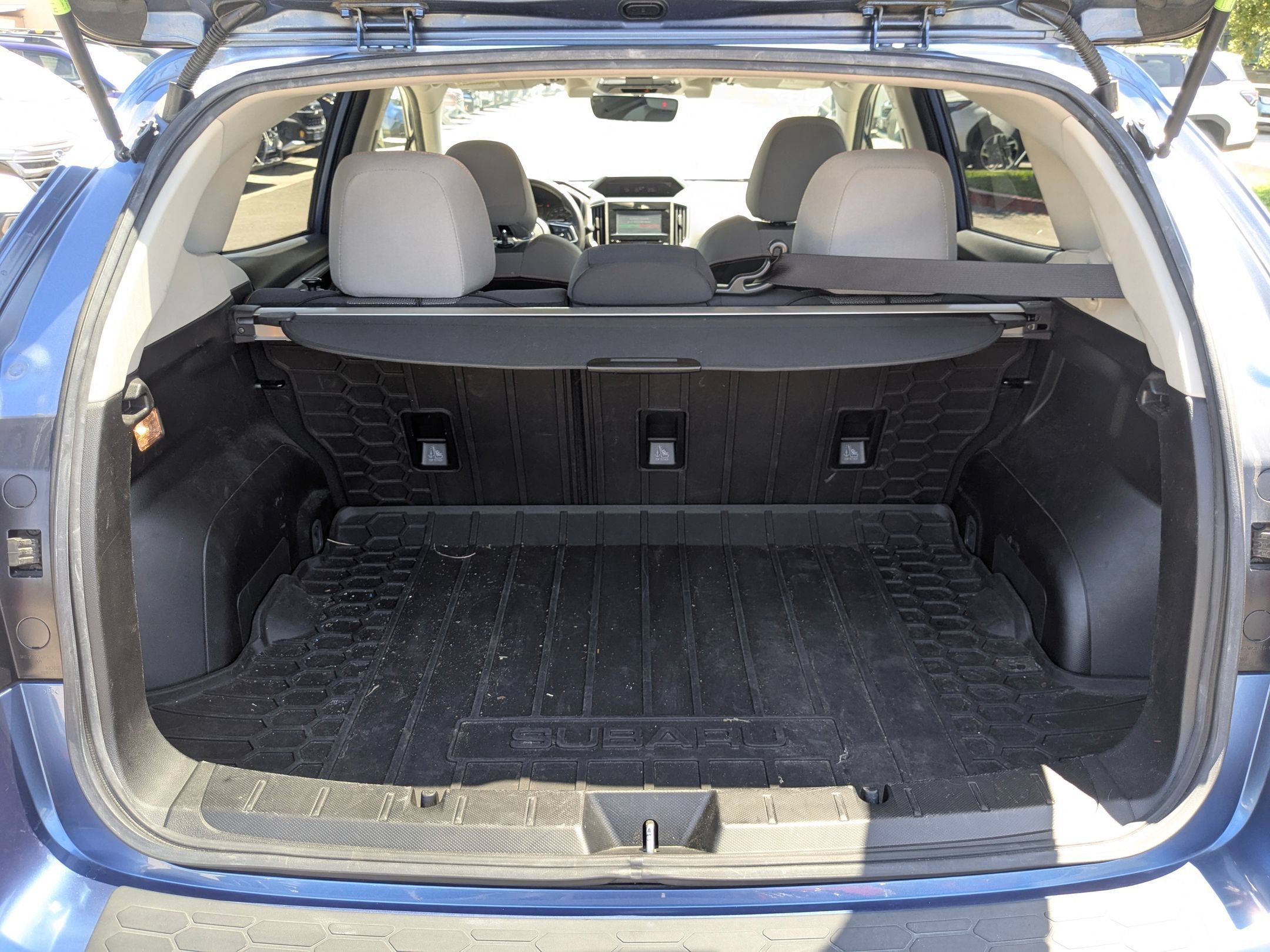 Certified Used 2019 Quartz Blue Pearl Subaru Premium image 26