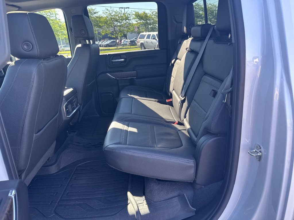 Used 2021 WHITE FROST TRICOAT GMC Denali image 23