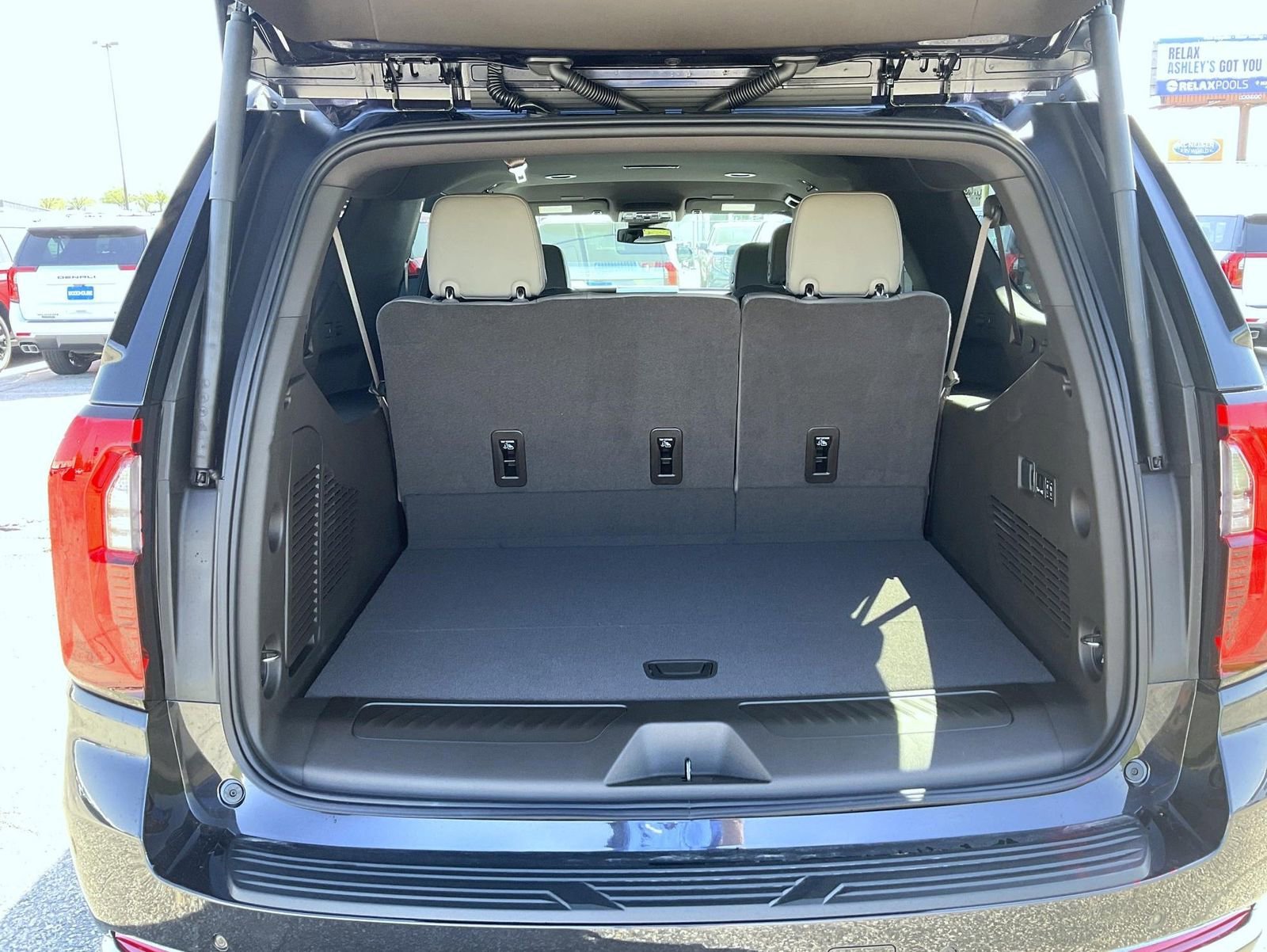 New 2026 Titanium Rush Metallic GMC Elevation image 22