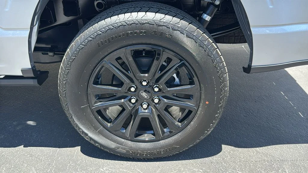 New 2026 Iconic Silver Metallic Ford Platinum® image 9