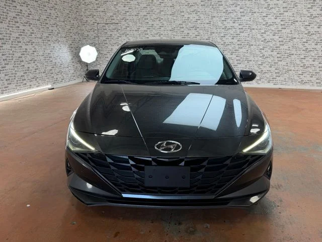 Used 2021 Portofino Gray Hyundai SE image 2