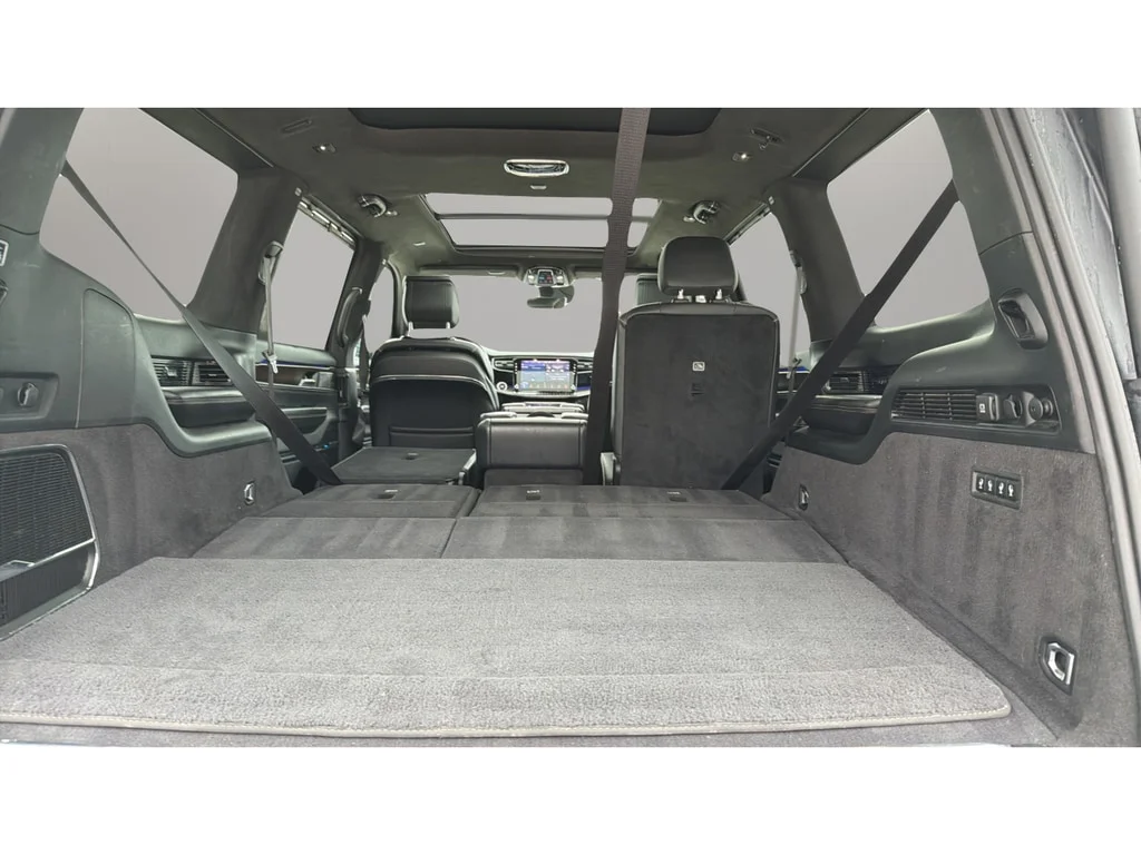 Used 2022 Bright White Clearcoat Jeep Series II image 29