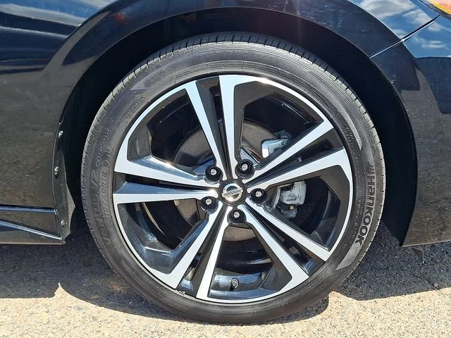 Used 2023 Black Nissan SR image 8