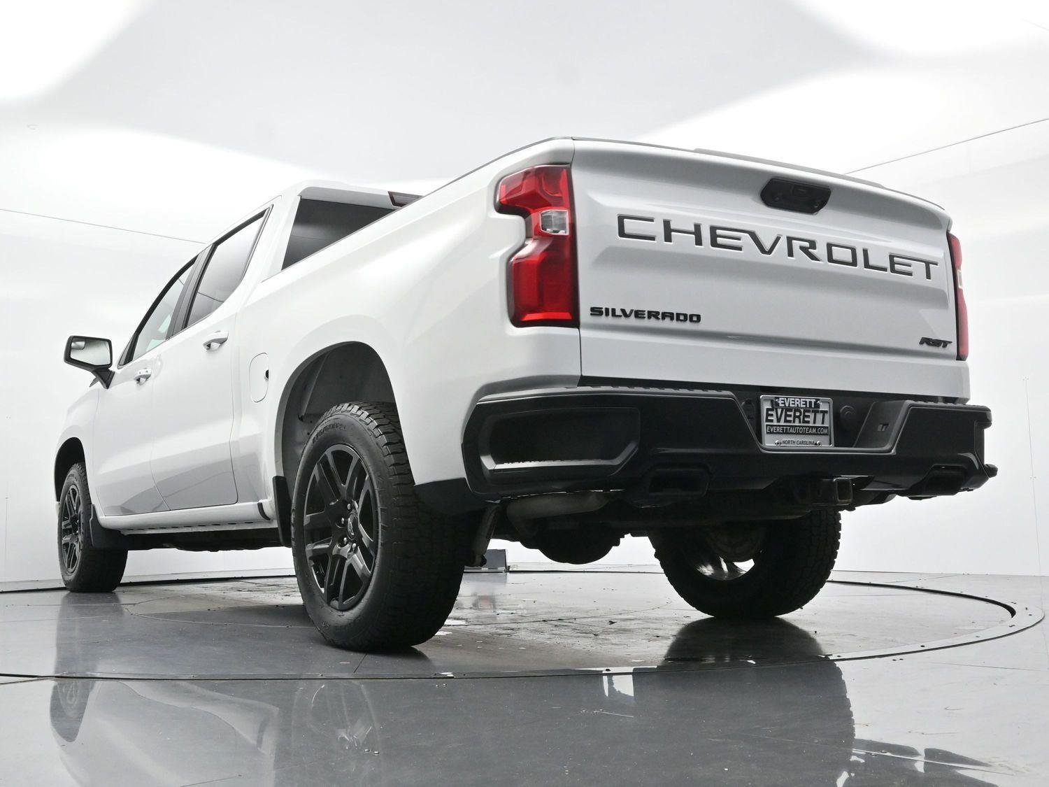 Used 2023 Summit White Chevrolet RST image 44