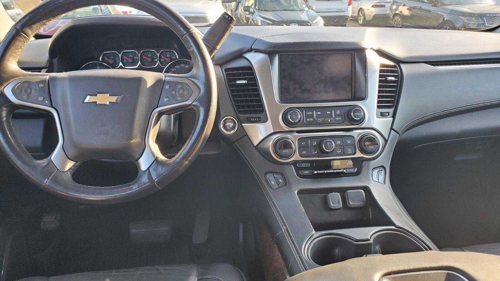 Used 2018 TUNGSTEN METALLIC Chevrolet LT image 8