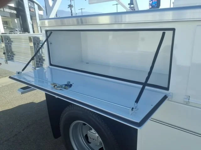 New 2026 Summit White GMC Pro image 12