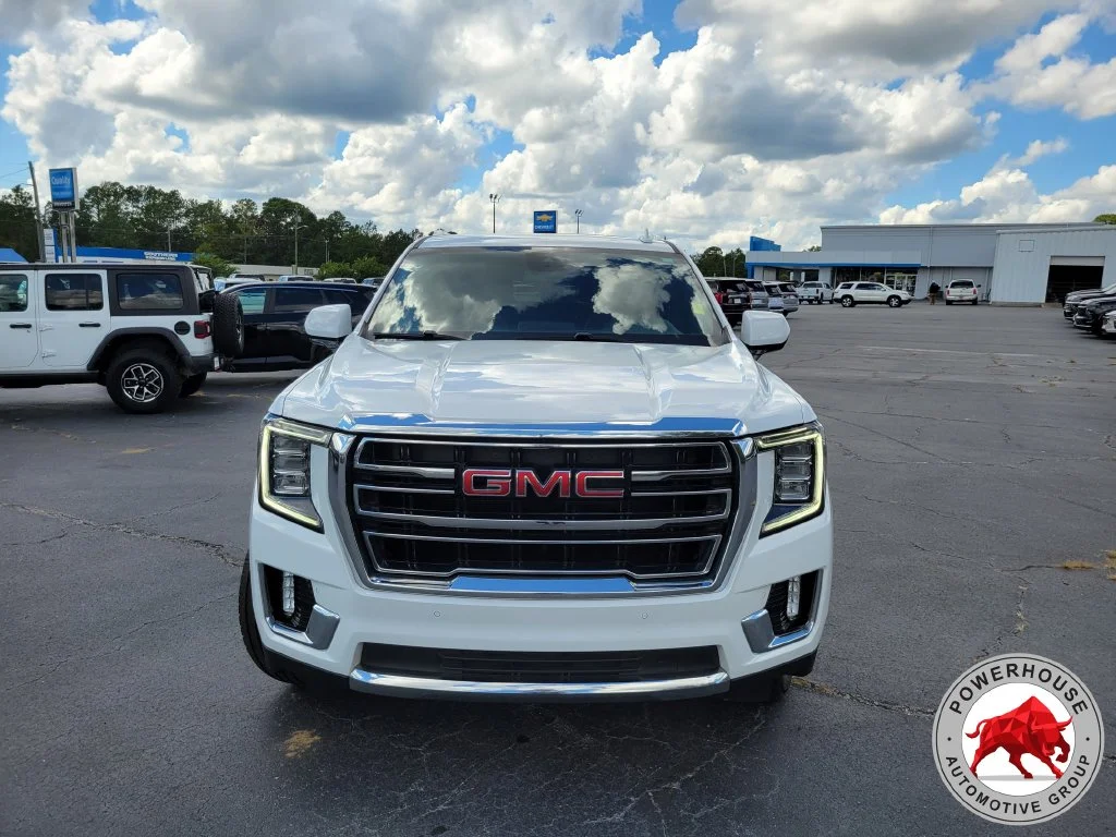 Used 2024 White GMC SLT image 10