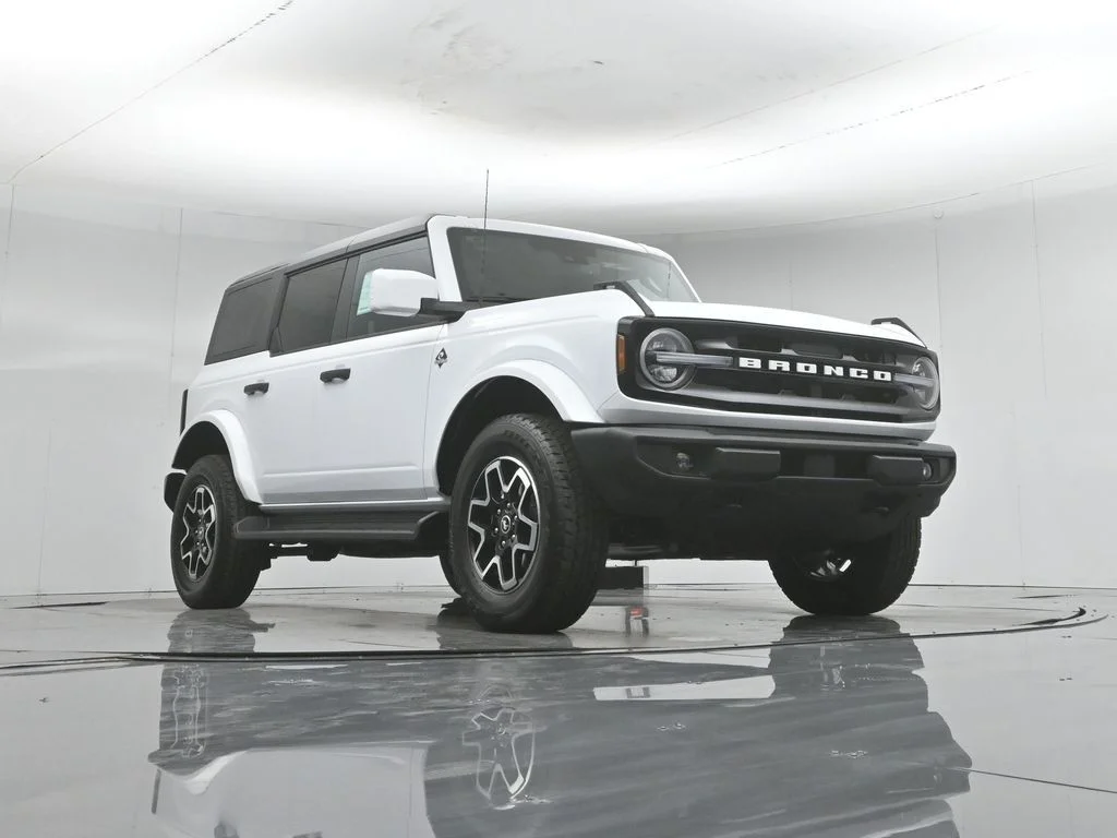 New 2026 White Ford Outer Banks image 44