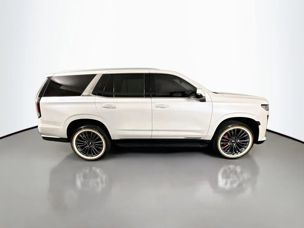 Used 2023 White Cadillac Premium Luxury image 8