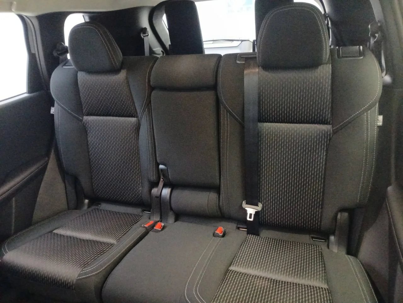 New 2026 Graphite Gray Mitsubishi ES image 14