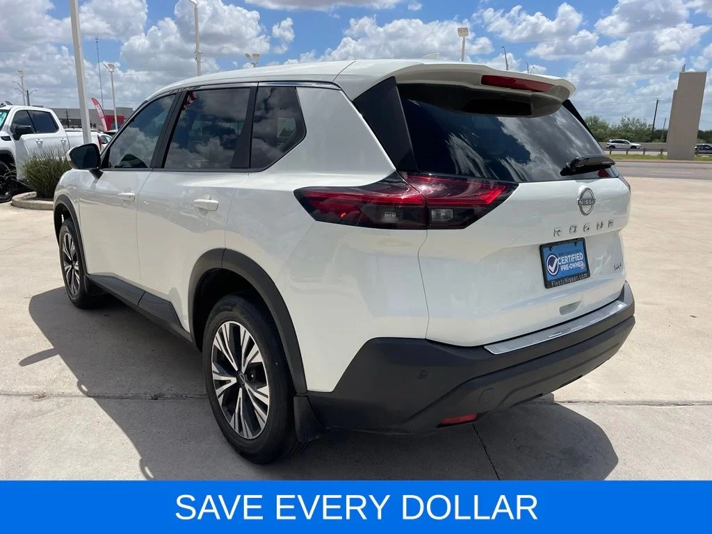 Used 2023 White Nissan SV image 5