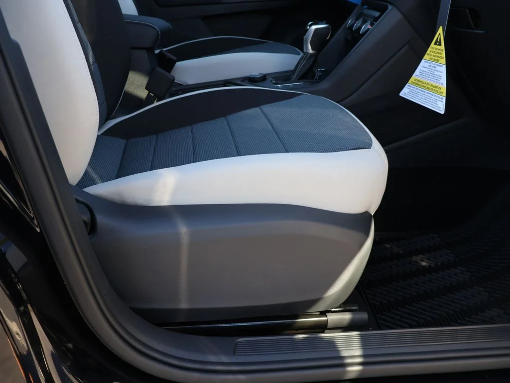 New 2026 Black Volkswagen 1.5T S image 13