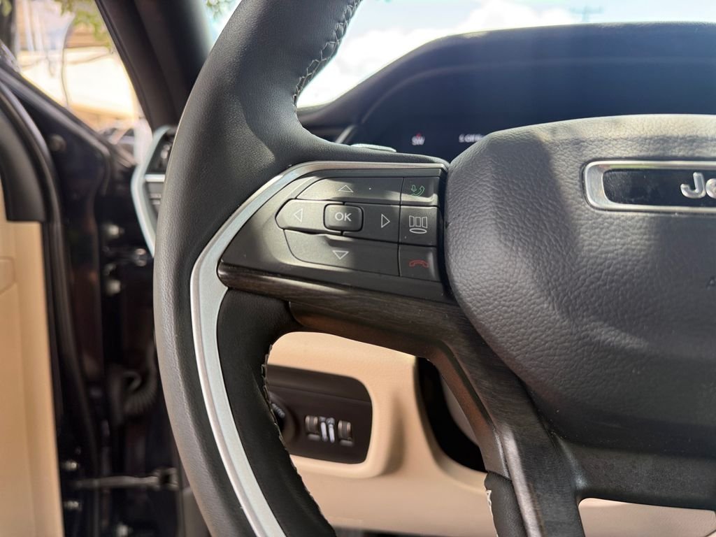 Used 2024 Black Jeep Limited image 24