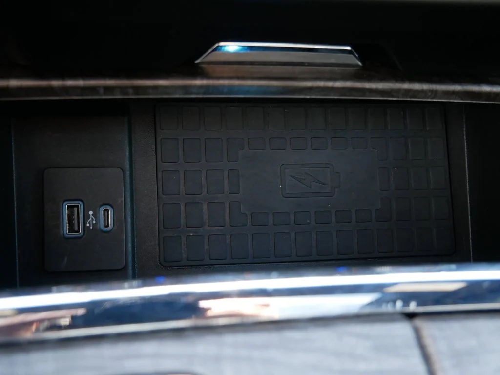 Used 2021 Gray Ford Limited image 26