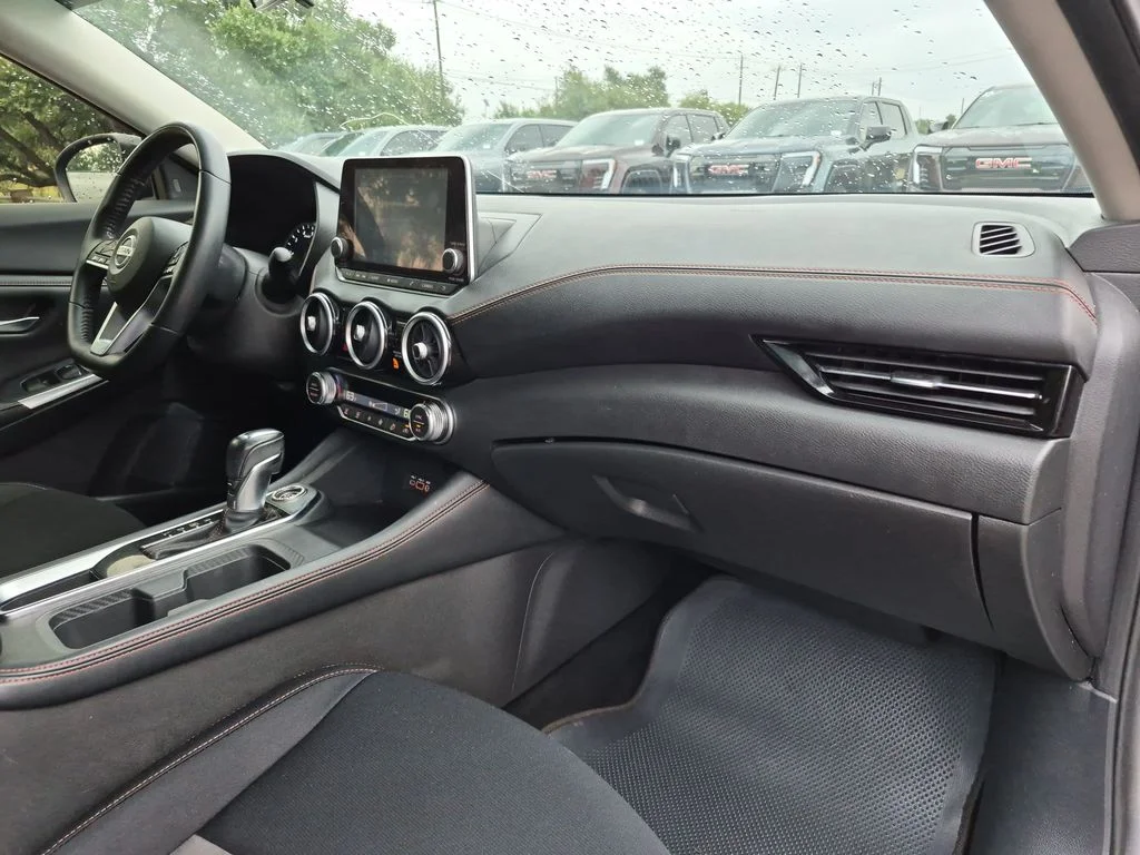 Used 2020 Gray Nissan SR image 36