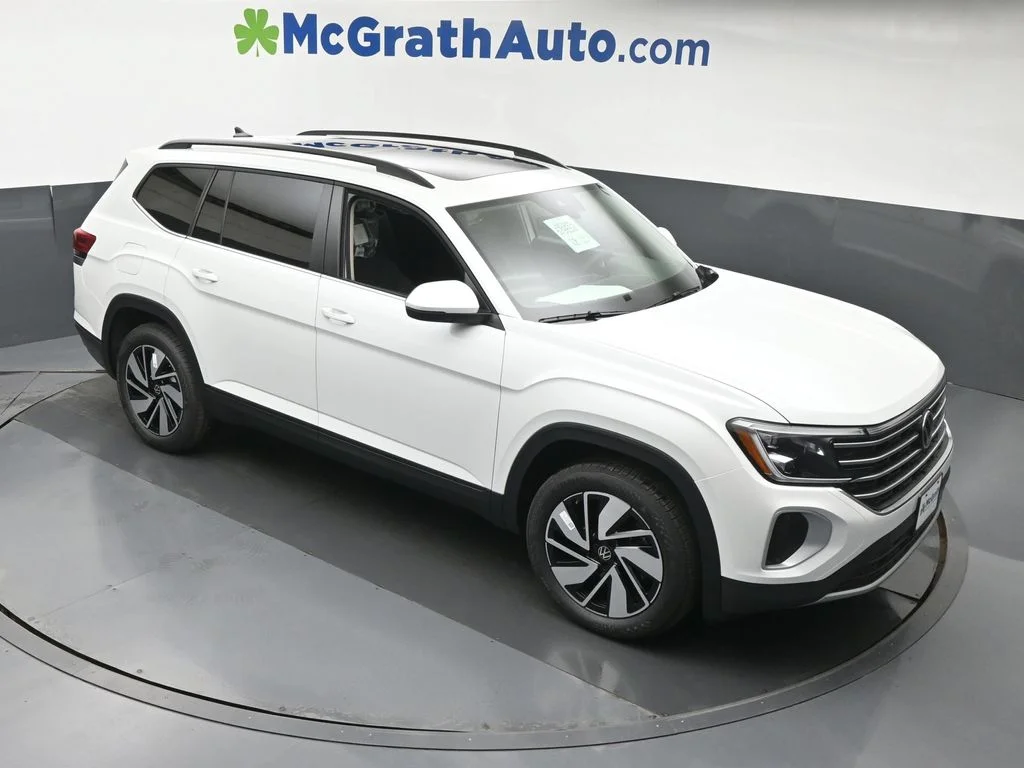 2026 Volkswagen Atlas SE w/Tech - Photo 3