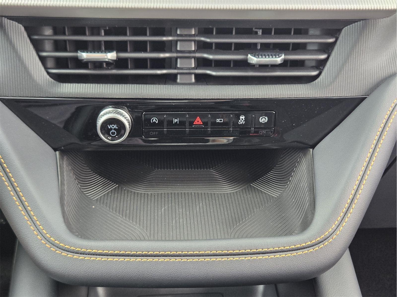 New 2026 Agate Black Metallic Ford Tremor® image 13