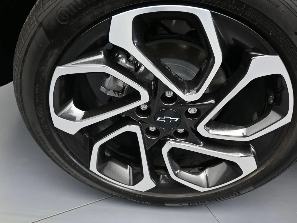 Used 2026 Apex Red Chevrolet 2RS image 36