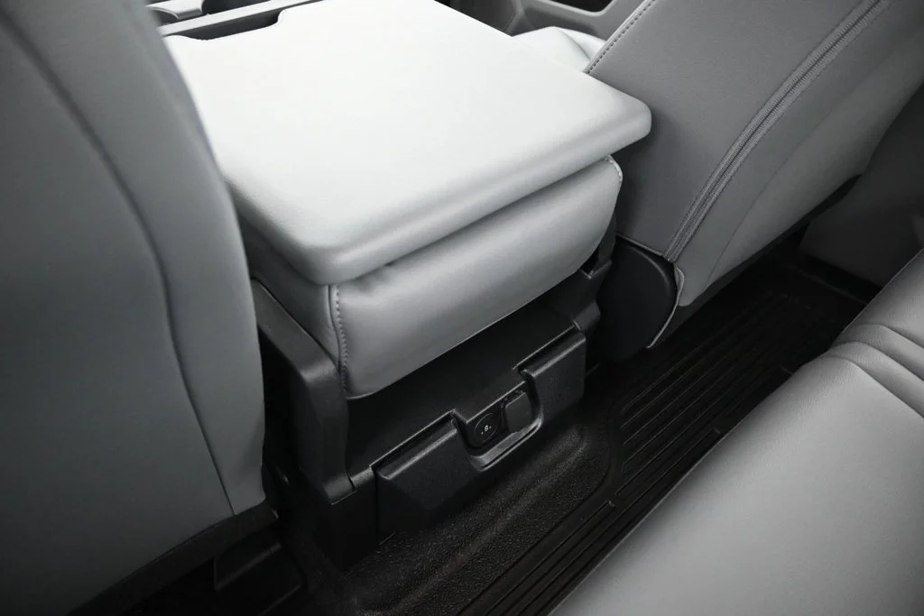 New 2027 White Ford XL image 17