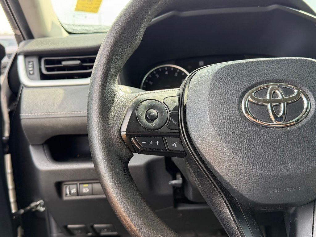 Used 2022 Gray Toyota LE image 15