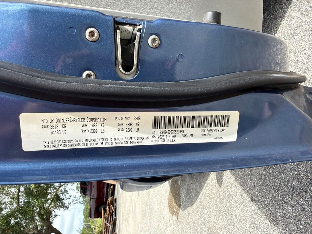 Used 2007 Blue Dodge SXT image 14